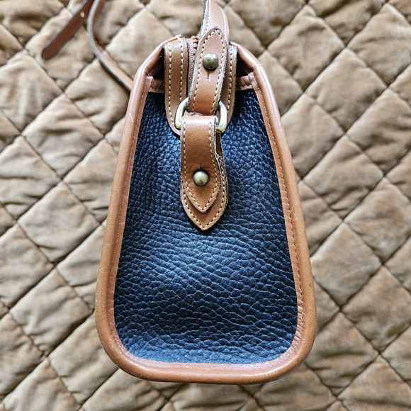 Dooney & Bourke Vintage AWL Crossbody Bag - Picture 5 of 8
